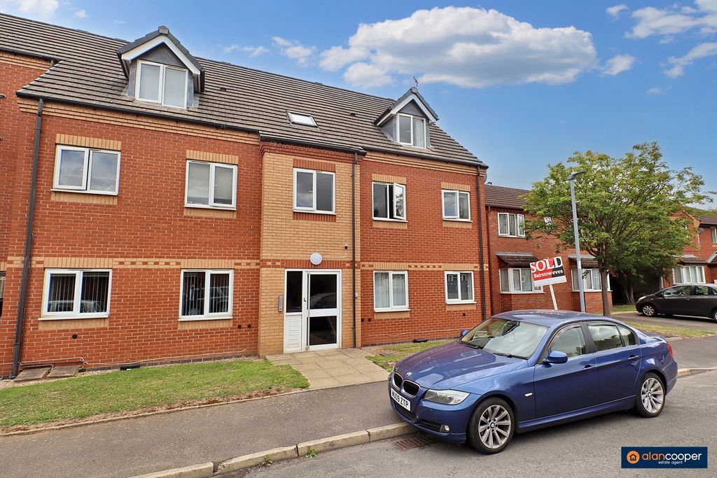 Property photo 1 of 12 4448251