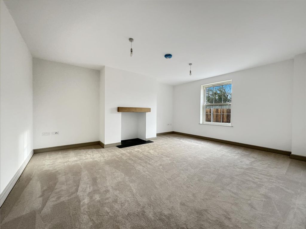 Property photo 2 of 18 B9F68De936A8673041A6Af56Cde7c19387d94Fd3.Jpg