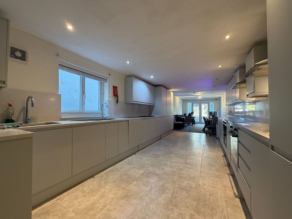 Property photo 1 of 12 Call 02920 668585 To Secure Your Viewing _2