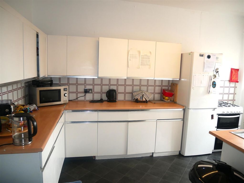 Property photo 2 of 13 P1040309.Jpg