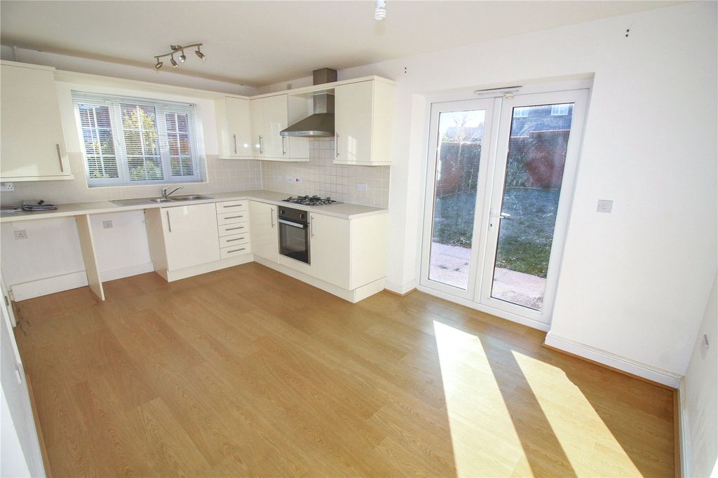 Property photo 2 of 12 Picture No. 04