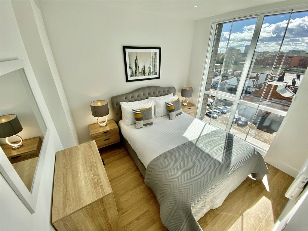 Property photo 3 of 10 3