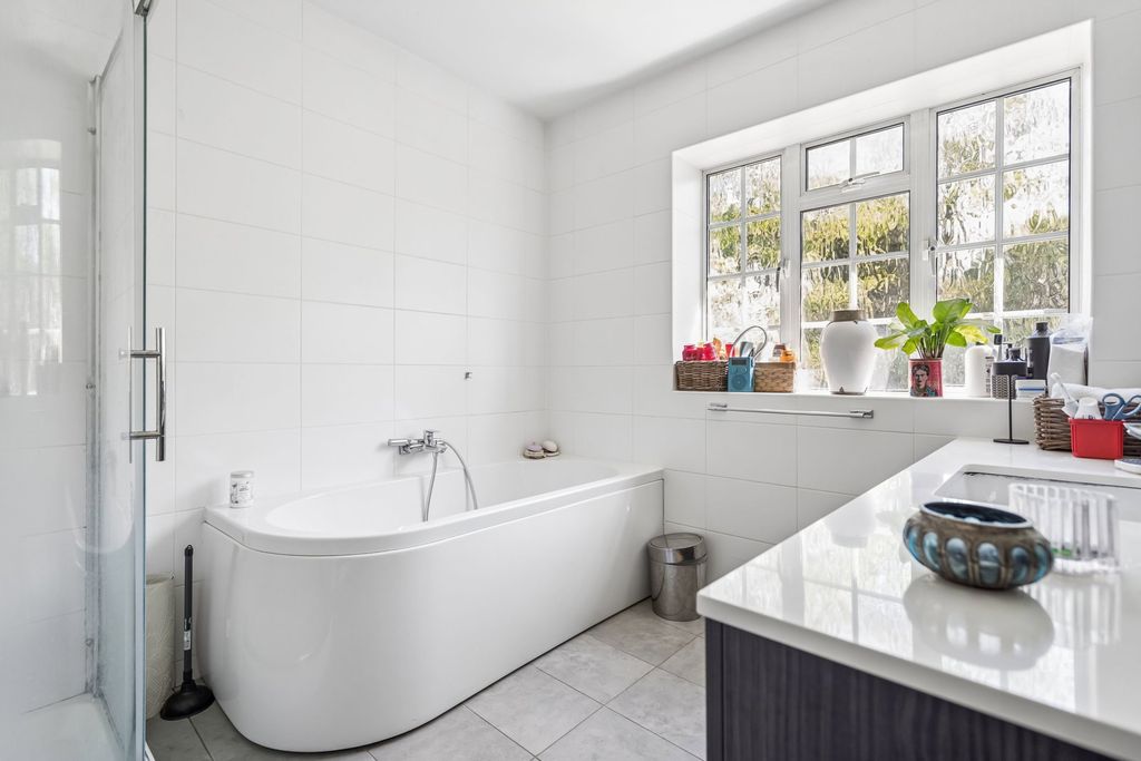 Additional image 10 of 6 bed detached house for saleCuckoo Hill Road, Pinner HA5