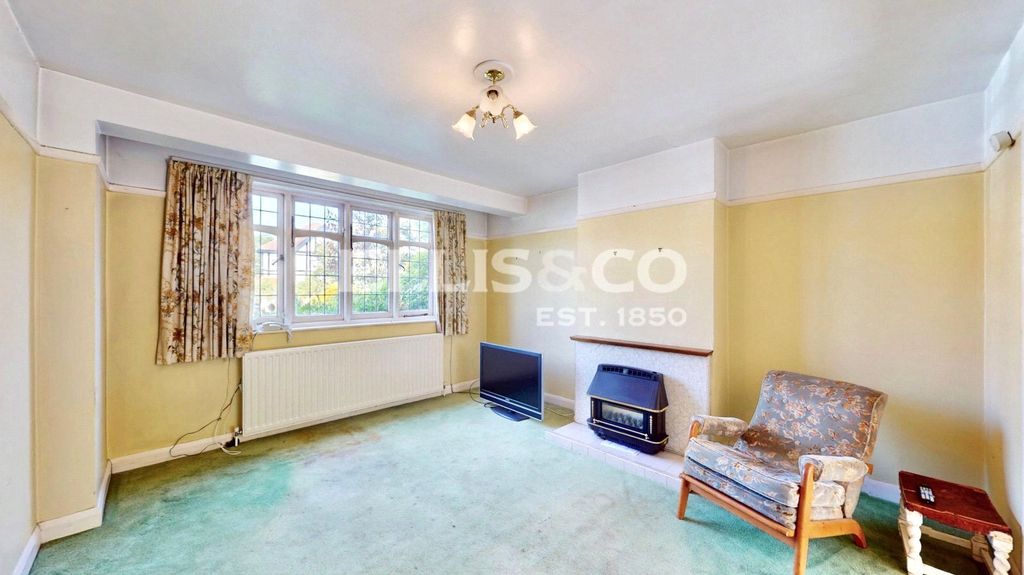 Property photo 3 of 24 Picture No. 17