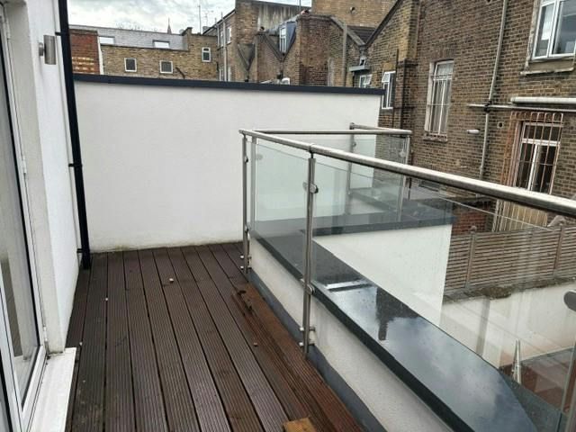 Property photo 3 of 9 Balcony.Jpg