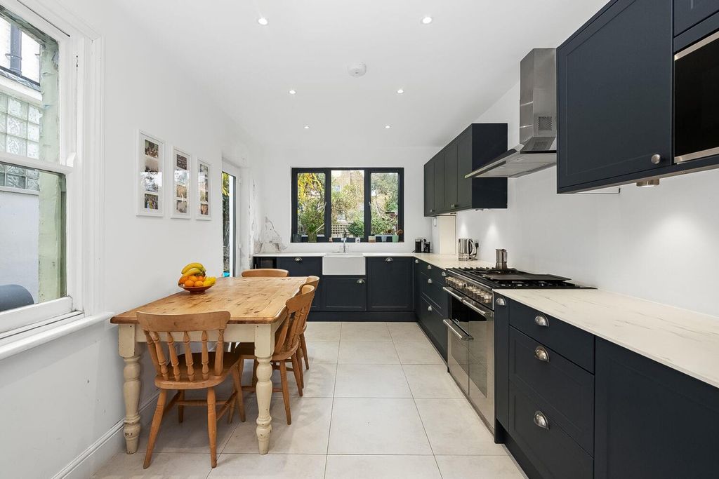 Property photo 2 of 10 Img_3083-4-1500x1000.Jpg