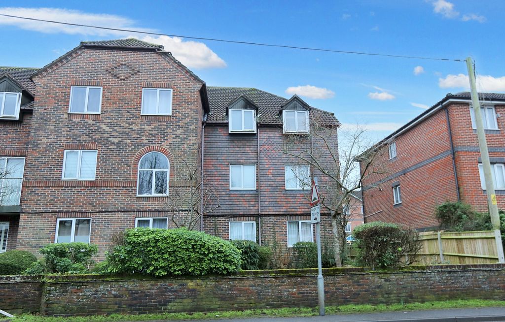 Property photo 1 of 7 Img_2534