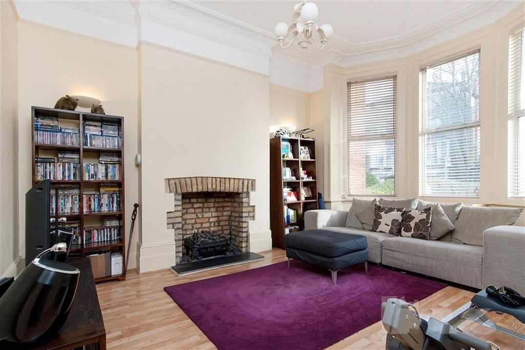 Property photo 1 of 10 Reception