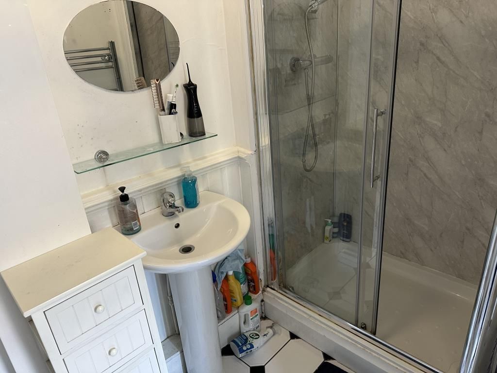 Property photo 3 of 6 Bathroom