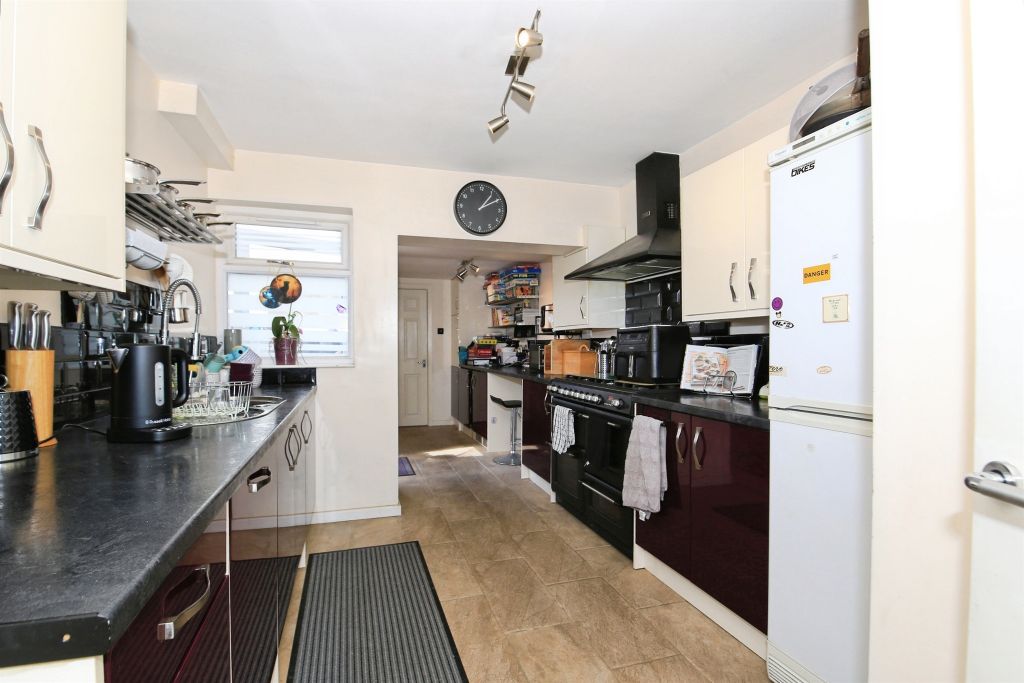 Property photo 2 of 13