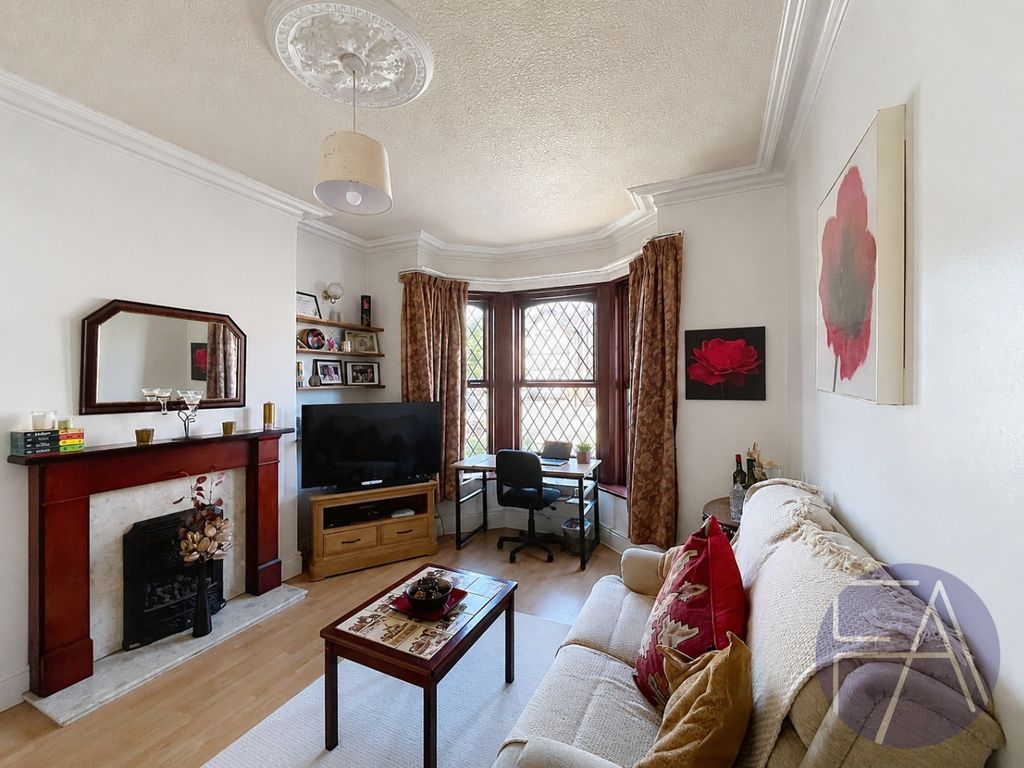 Property photo 2 of 24 5269691