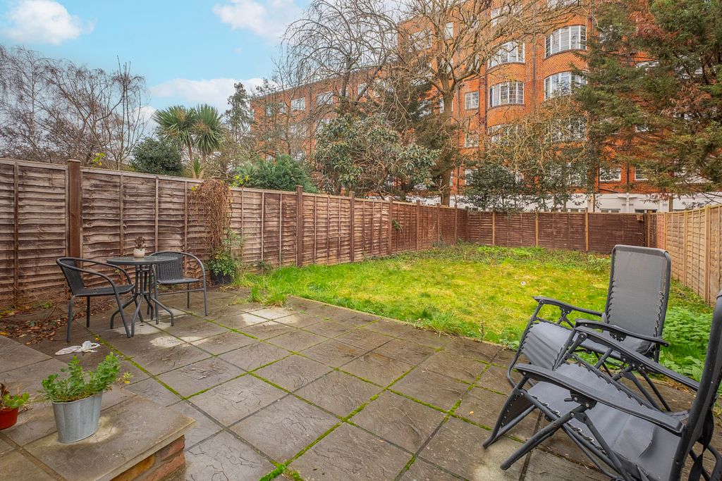 Property photo 3 of 13