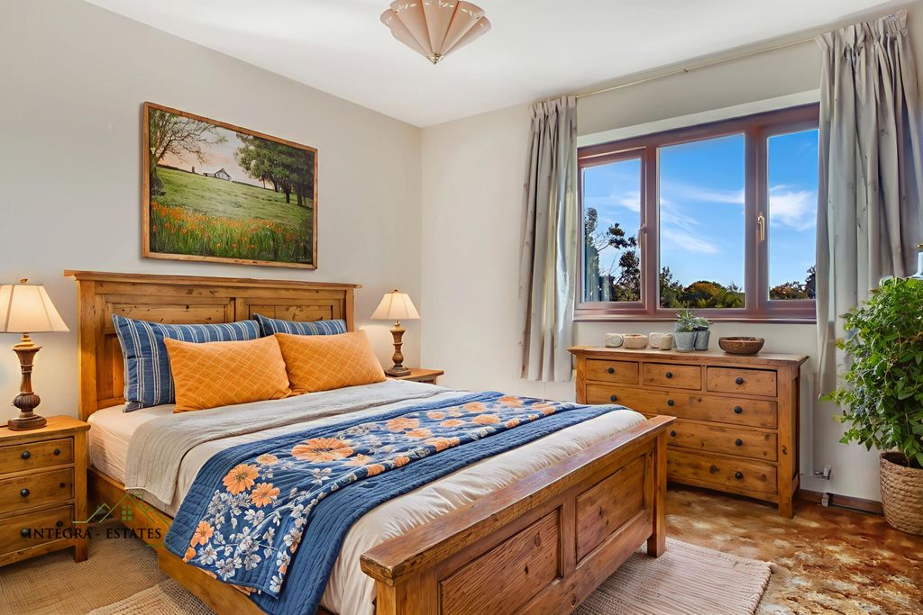 Property photo 3 of 13 Staged Bedroom 2