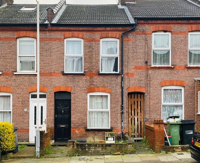 Property photo 1 of 9