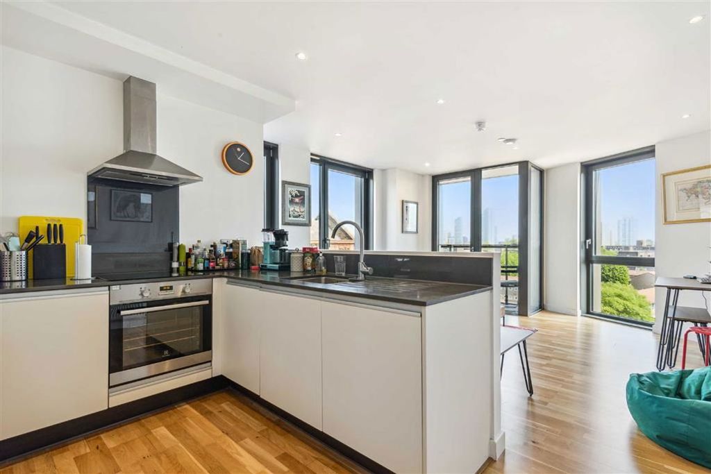 Property photo 2 of 7