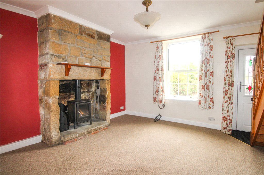 Property photo 3 of 9 Living Room