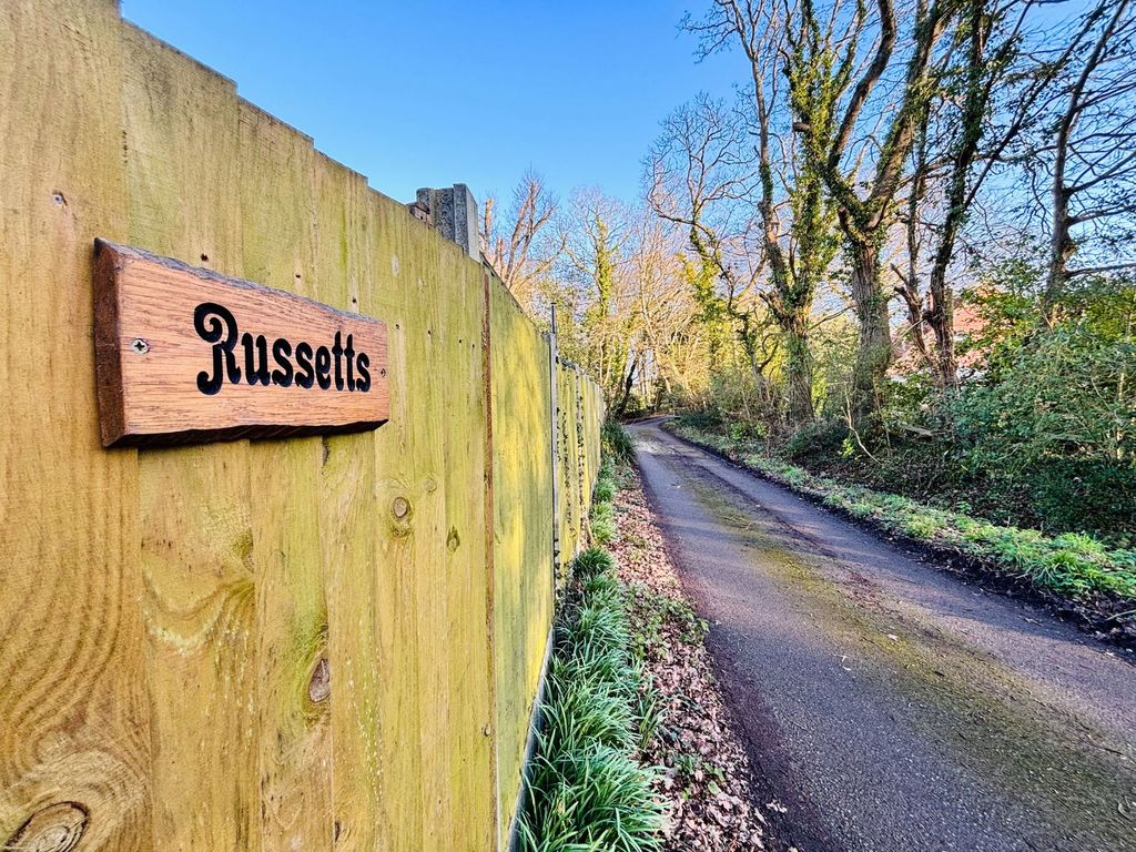 Property photo 3 of 37