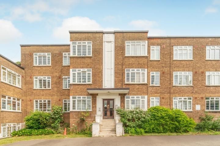 Property photo 1 of 7 21 Elmhurst Court, St. Peters Road, Croydon, Surrey, Cr0 1HQ