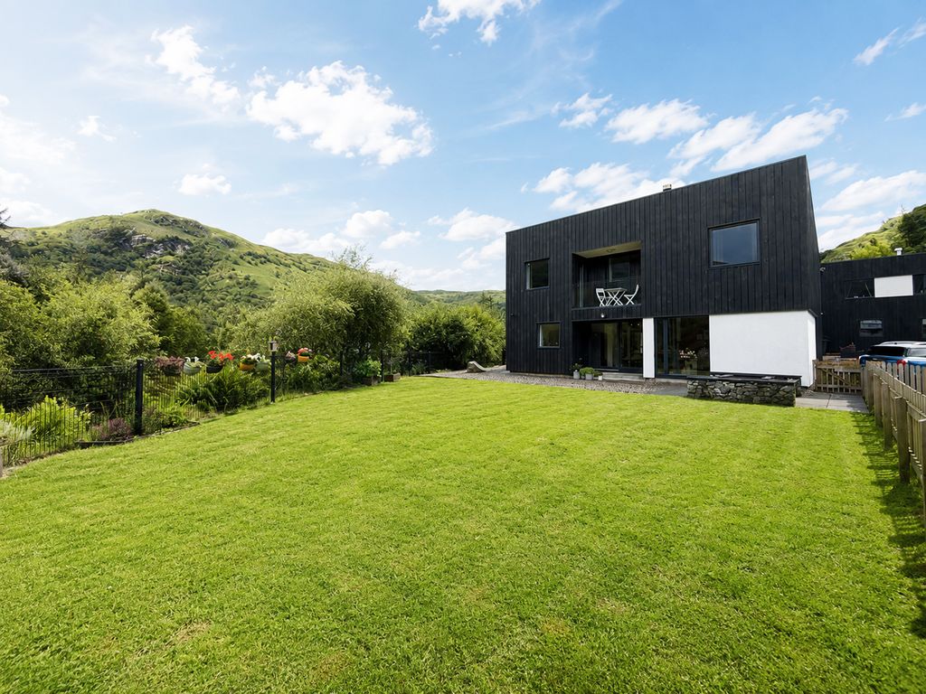 Property photo 1 of 67