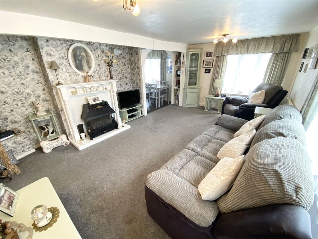 Property photo 2 of 15 Picture No. 06