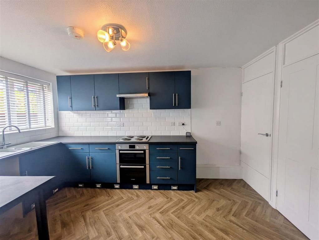 Property photo 2 of 15 90Ae7E44-B640-493c-Aafe-280096c054c7~1.Jpg