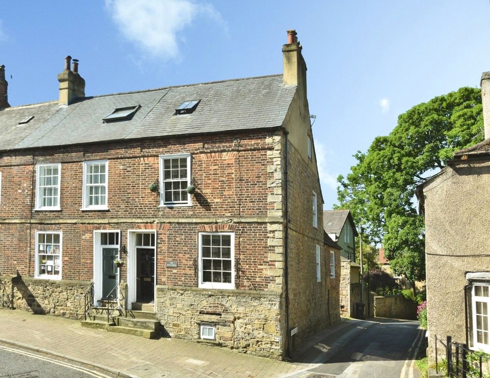 Property photo 1 of 25 Picture No. 38
