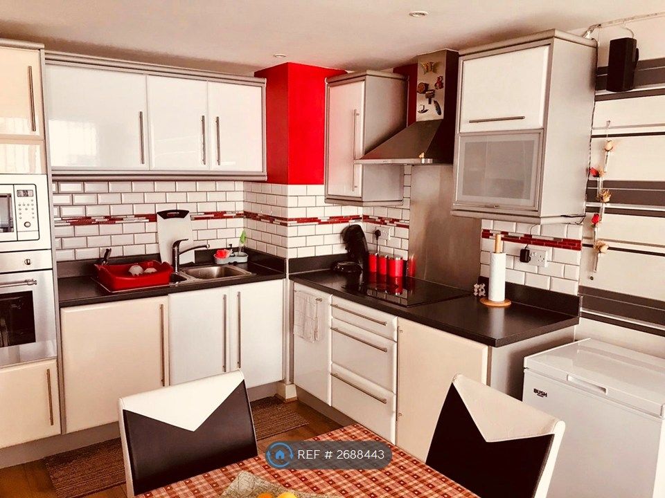 Property photo 2 of 18 Open Plan Kitchen