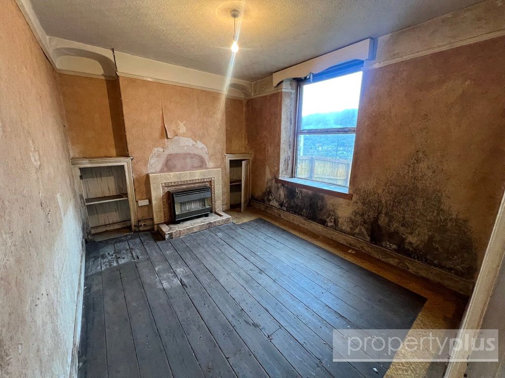 Property photo 2 of 13 Picture No. 10