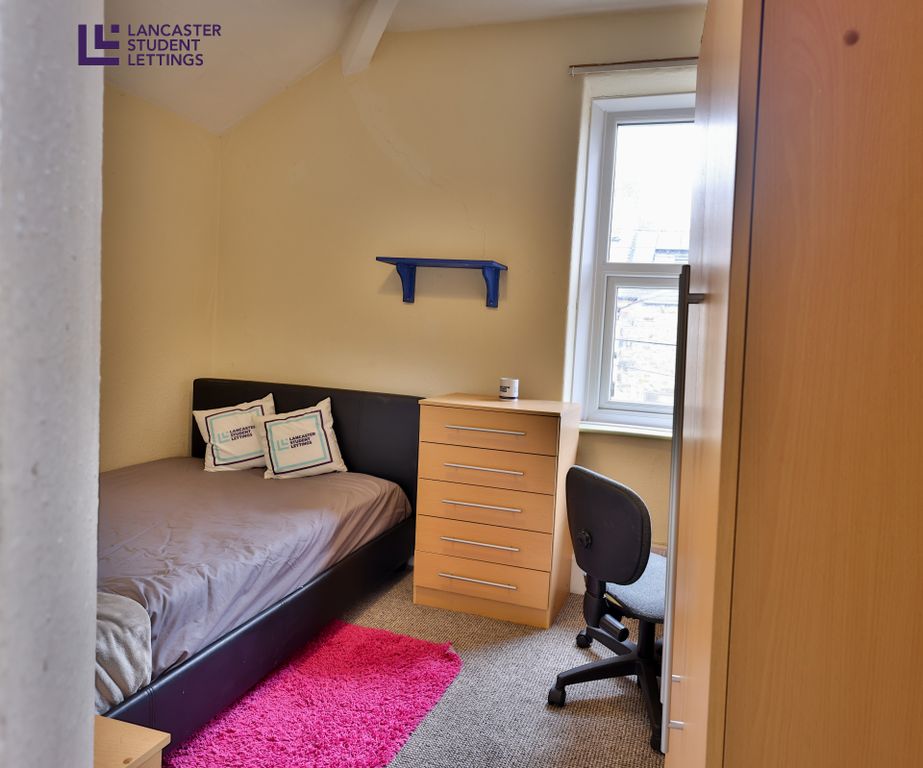 Property photo 2 of 12 Property Photo