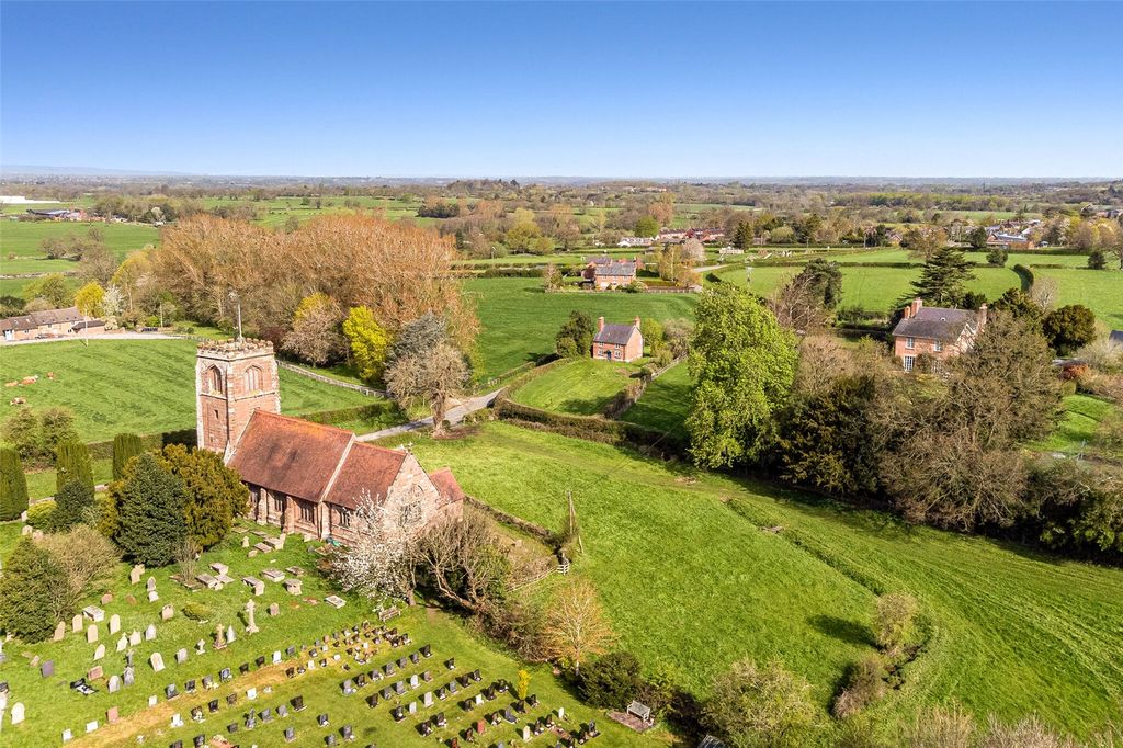 Property photo 1 of 15 Surrounding Area