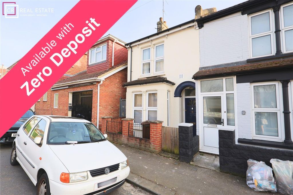 Property photo 1 of 7 External