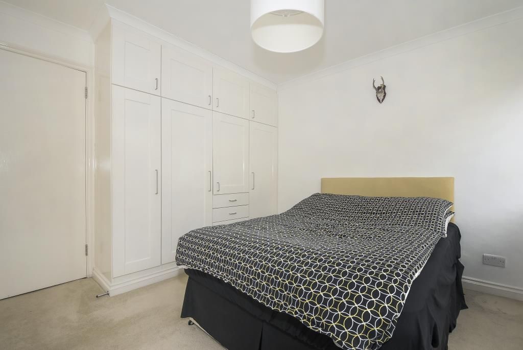Property photo 3 of 8 Bedroom