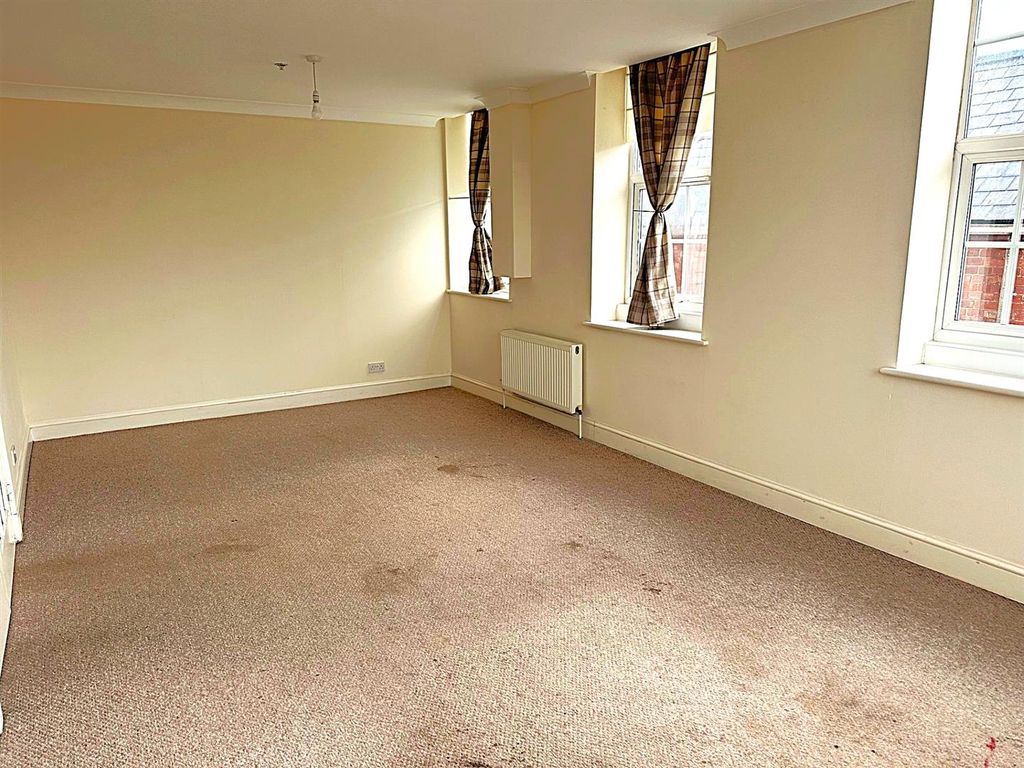 Property photo 2 of 20 4A0F545.Jpg