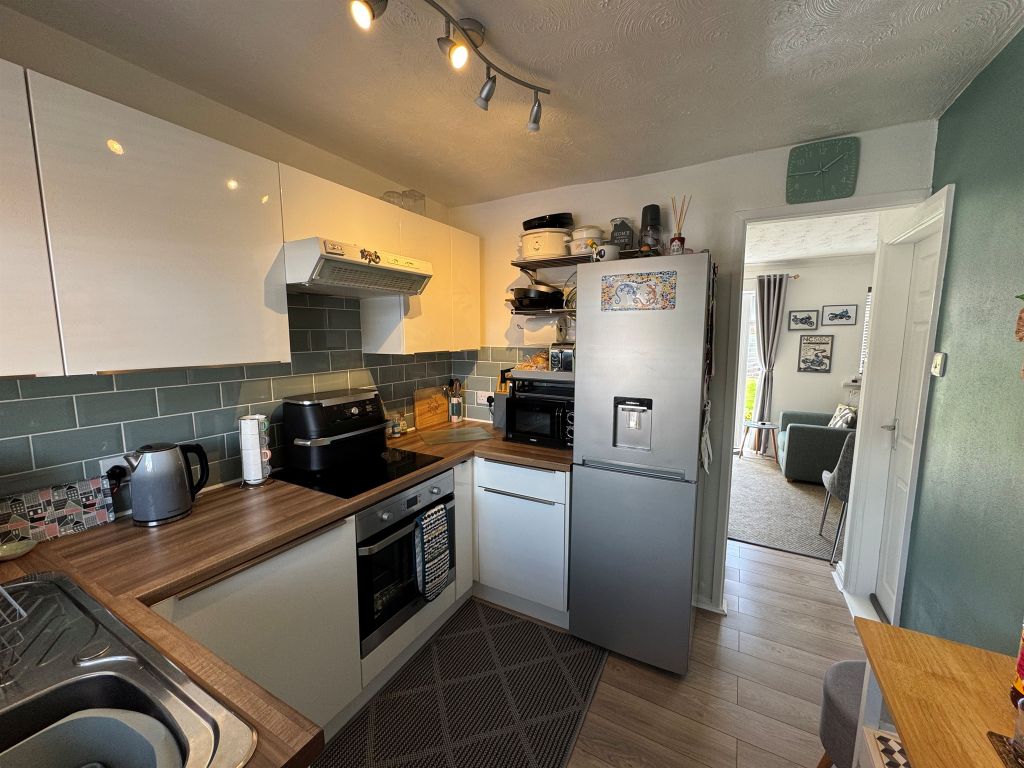 Property photo 2 of 12