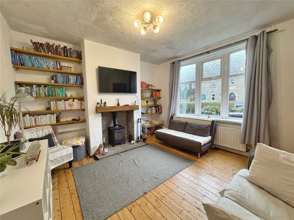 Property photo 2 of 15 Picture No. 27