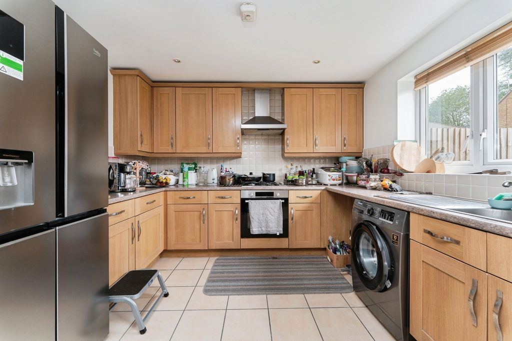 Property photo 2 of 16 Pbox-Img.Jpg