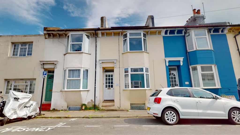 Property photo 1 of 10