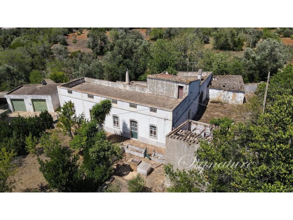 Property photo 1 of 9 Old Large Quinta On A Plot Of 1,5 Hectare In Santa Barbara De Nexe