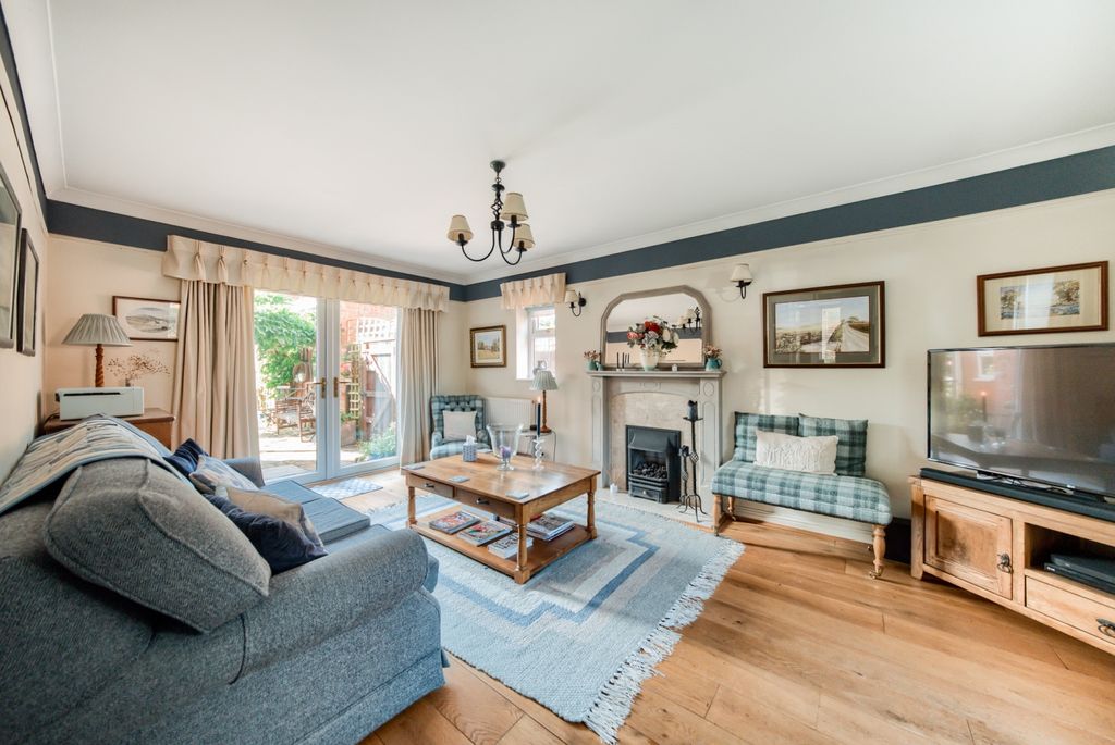 Property photo 3 of 18 Xt5A1265-Hdr(3)