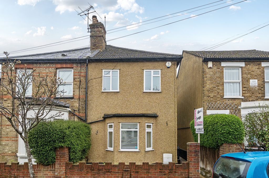 Property photo 1 of 12