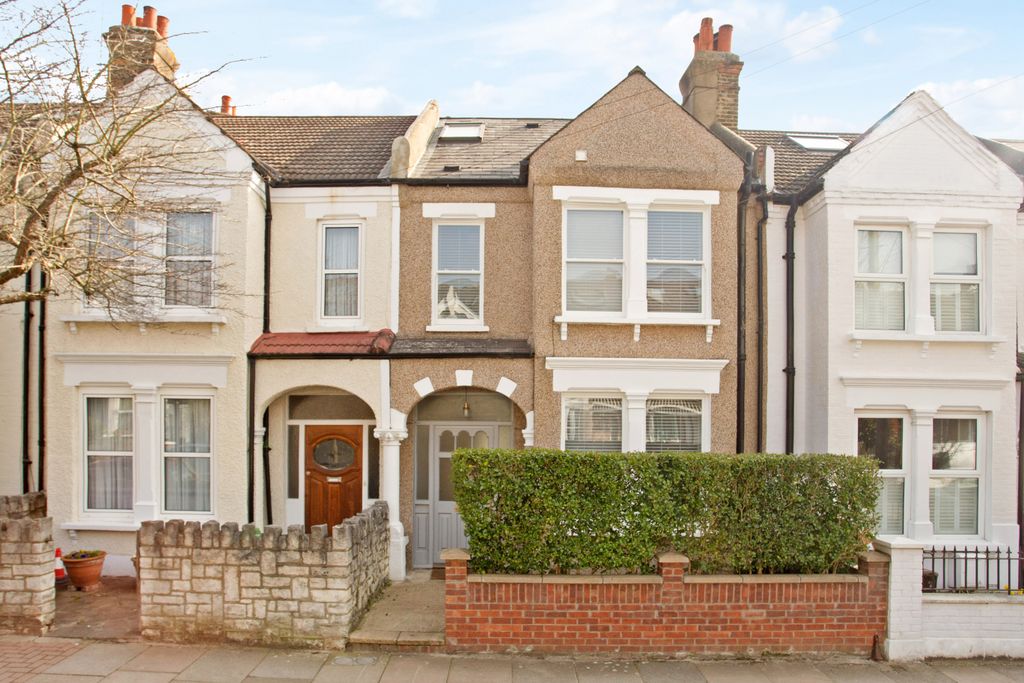 Property photo 3 of 15 Exterior