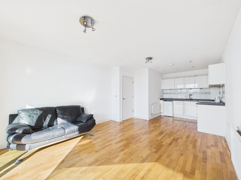 Property photo 3 of 14