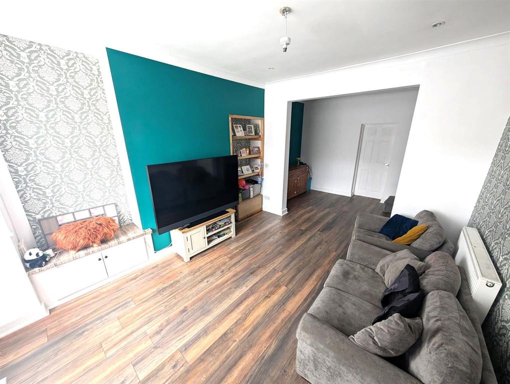 Property photo 3 of 9 Photo-2025-11-13-11-53-30(3).Jpg