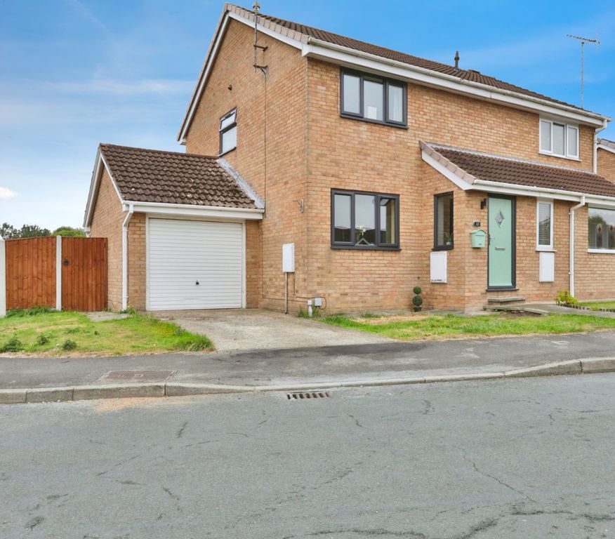 Property photo 1 of 14 4444392