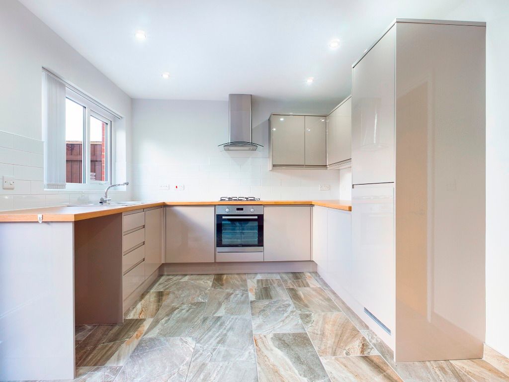 Additional image 6 of 3 bed semi-detached house to rentGendros Crescent, Gendros, Swansea SA5