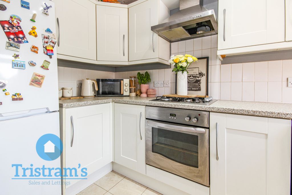 Property photo 3 of 13 Img_3310