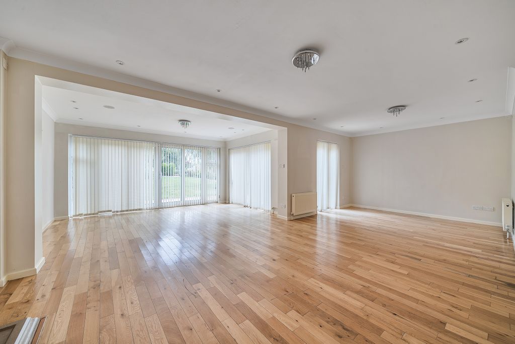 Property photo 2 of 24 1356296-24-68Cacf709B04A
