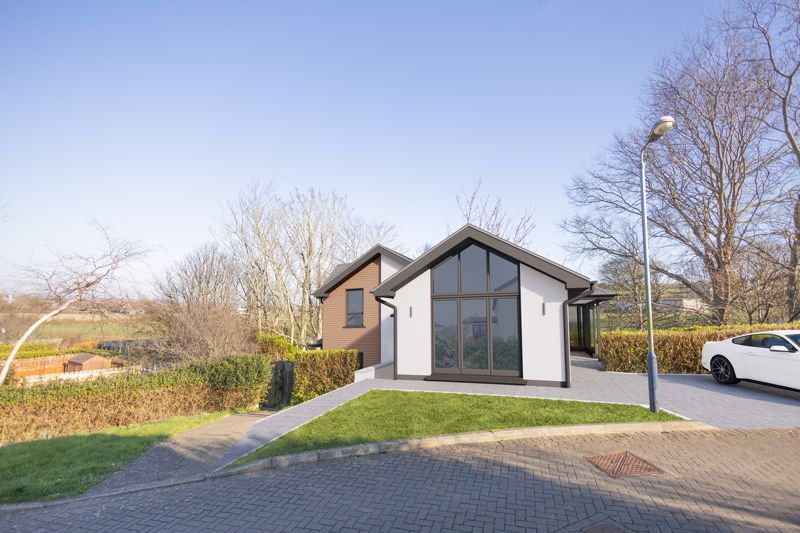 Property photo 2 of 12 Photo 4