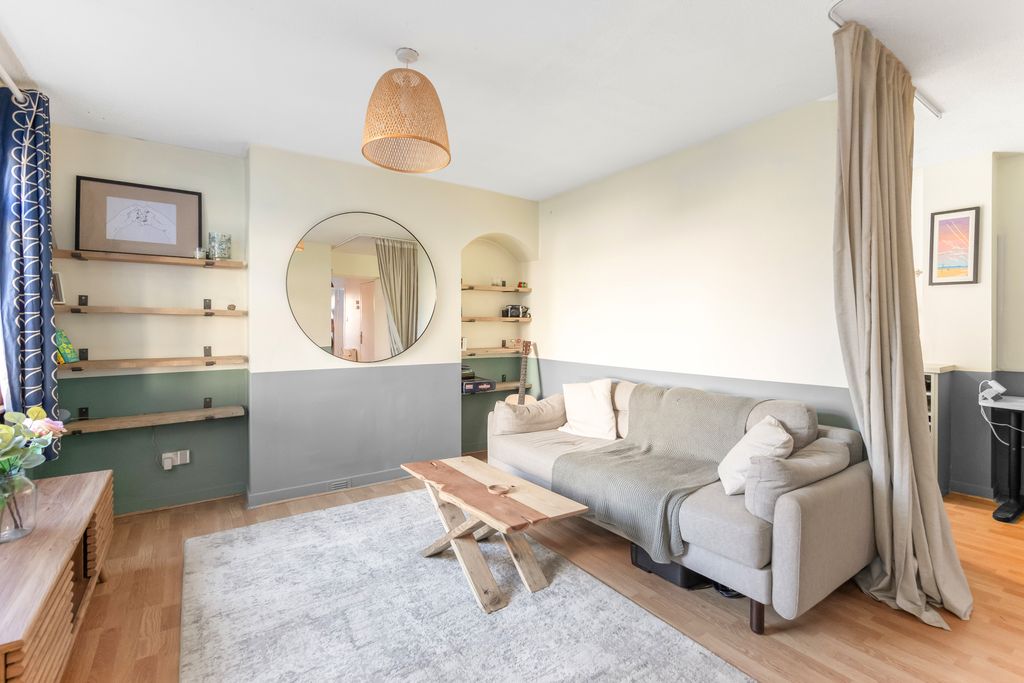 Property photo 3 of 10 Property Image 3