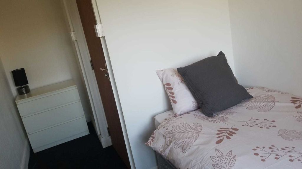 Property photo 2 of 2